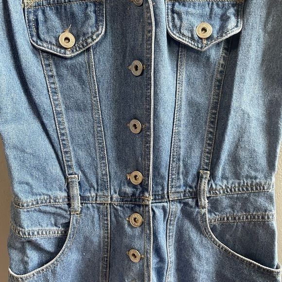 Xhilaration sleeveless denim romper. Size XS - Picture 6 of 6